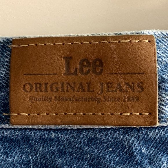 Vintage Lee High Waisted Mom Jeans - Picture 3 of 3